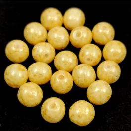 Cseh préselt  golyó gyöngy - Milky White Gold - 6mm