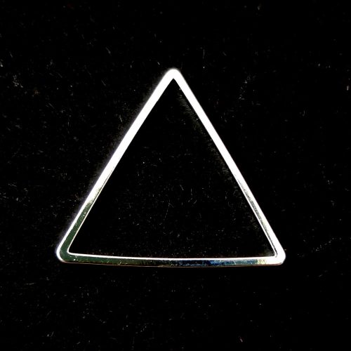 Köztes elem - fém (réz) háromszög - ezüst színű - 21 x 23 x 1 mm