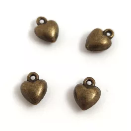 Medál - szív - sárgaréz színű - 10x7mm