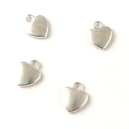Medál - szív - platina színű - 12x10mm