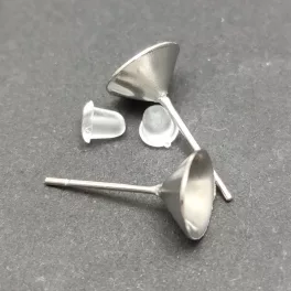   Earring Part - Post - Platinum Colour - Chaton 8mm - glue-in - silicone ending