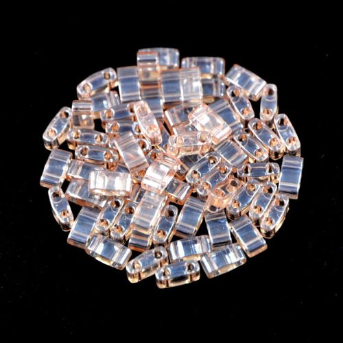 Miyuki féltila gyöngy - 365 - Light Shell Pink Luster - 2.3x5mm