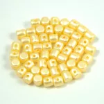 Minos® par Puca®gyöngy - Pastel Vanilla - 2.5x3 mm
