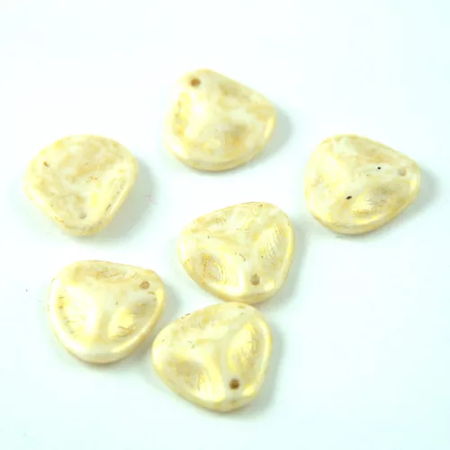 Cseh rose petal gyöngy - Chalk White Gold Patina - 14x13mm (50db)