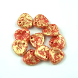   Cseh rose petal gyöngy - Opaque Red Gold Patina - 7x8mm (50db)