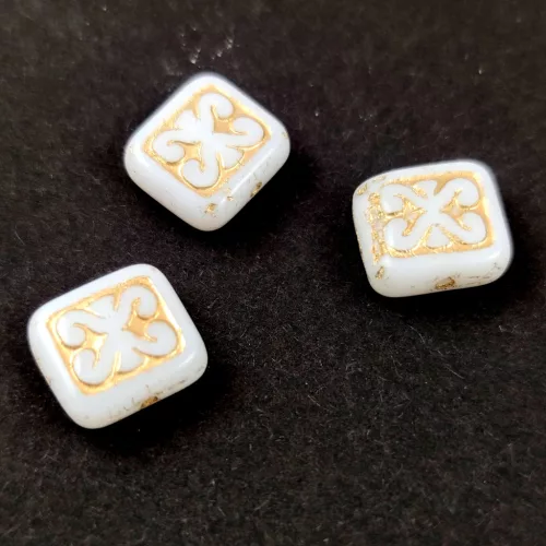 Cseh préselt gyöngy - hosszában fúrt inka négyzet - Alabaster Gold - 11x12mm