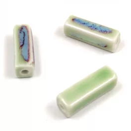 Porcelán gyöngy - hasáb - Mint Green Blue - 24x7x7mm