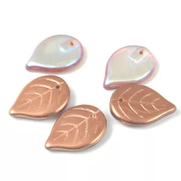  Apple Leaf - cseh üveg szirom gyöngy - Crystal Copper Rainbow - 18x13mm