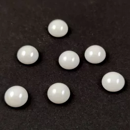 Cseh üveg kaboson - Alabaster - 10mm