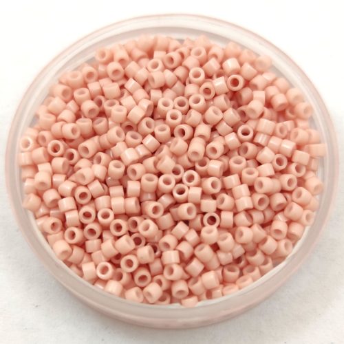 Miyuki delica gyöngy - 206 - Opaque Light Salmon Luster - 11/0