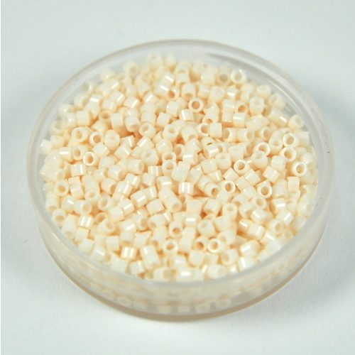 Miyuki delica gyöngy 1490 -  Opaque Bisque White - 11/0 - 50g-AKCIOS