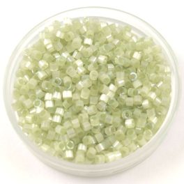   Miyuki delica gyöngy - 1815 - Dyed Pale Lime Silk Satin - 11/0
