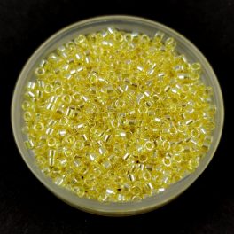   Miyuki delica gyöngy - 1886 - Transparent Yellow Luster - 11/0