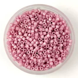   Miyuki delica gyöngy 0210 - Opaque Antique Rose Luster - 11/0