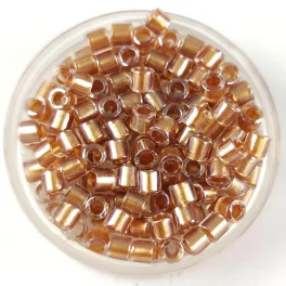   Miyuki delica gyöngy - 901 - Sparkling Honey Lined Crystal - 8/0