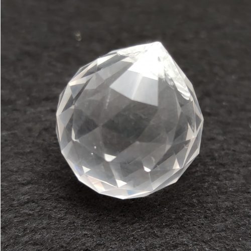 Feng Shui Crystal - Crystal - 25x21mm