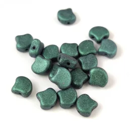   Ginko - cseh préselt kétlyukú gyöngy - Matt Metallic Light Green - 7.5 x 7.5 mm