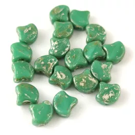   Ginko - cseh préselt kétlyukú gyöngy - Turquoise Green Picasso - 7.5  x 7.5 mm