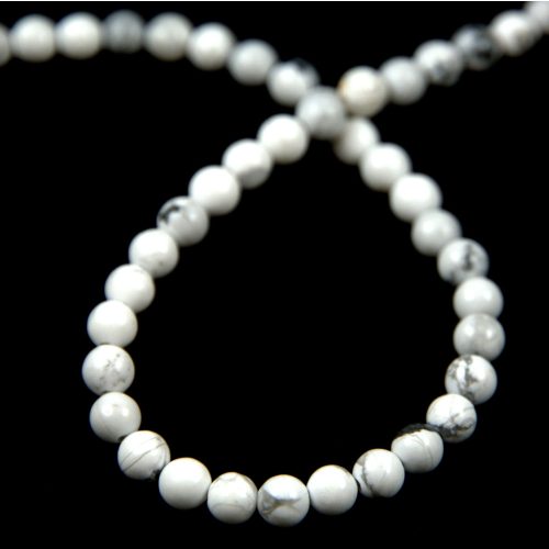 Howlite gyöngy - 6mm - szálon