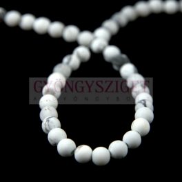 Howlite gyöngy - matt - 4mm - szálon