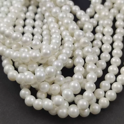 Shelll - round bead - Matt Cream - 4mm