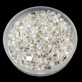 Miyuki kocka gyöngy - 1 - Silver Lined Crystal - 1.8mm
