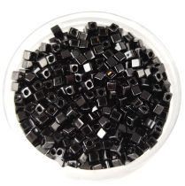 Miyuki kocka gyöngy - 401 - Opaque Black - 1.8mm
