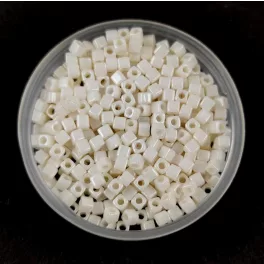 Miyuki kocka gyöngy - 421 - Ceylon Cream - 1.8mm