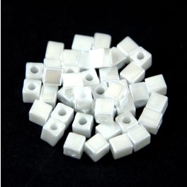 Miyuki kocka gyöngy - 0420 - Opaque White Luster - 4mm