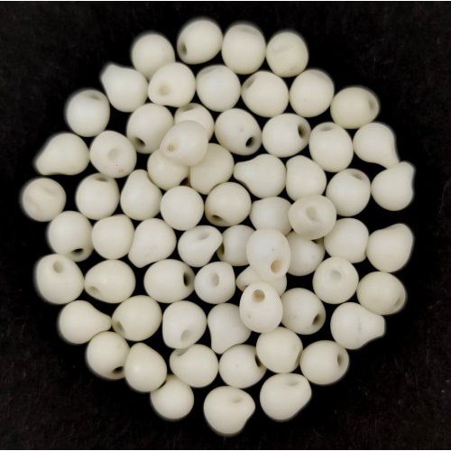 Miyuki Drop Japanese Seed Bead - Opaque Matte Cream - size: 3,4mm