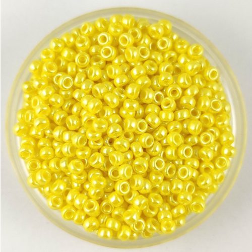 Miyuki Japanese Round Seed Bead - 422 - Yellow Luster - size:11/0