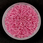 Miyuki kásagyöngy - 1524 - Sparkling Peony Pink Lined Crystal - méret:15/0