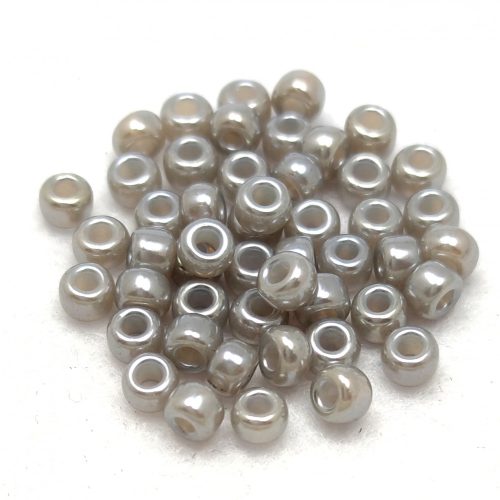 Miyuki Japanese Round Seed Bead - 526 - Ceylon Silver Gray - size: 6/0