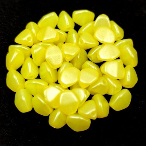 Pinch - Czech Glass Bead - Pearl Shine Lemon - 5x3mm