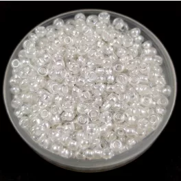  Preciosa cseh kásagyöngy - Pearl White Lined Crystal - 10/0
