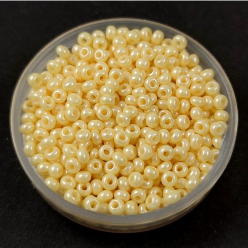 Preciosa kásagyöngy - 63181 - Opaque Solgel Yellow - méret: 10/0 - 100g - AKCIOS