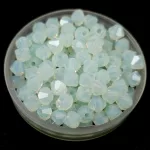 Preciosa bicone gyöngy - Chrysolite Opal - 4mm