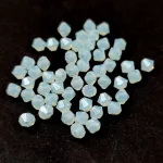 Preciosa bicone gyöngy - Chrysolite Opal - 4mm
