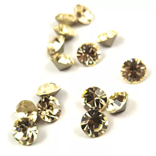 Preciosa Chaton - Light Gold Quartz - 8mm