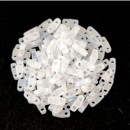   Miyuki Quarter Tila gyöngy - 131fr - Matte Transparent Crystal AB - 1.2 x 5mm