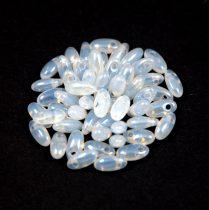 Rizo gyöngy - opál fehér lüszter - 2,5x6mm