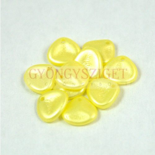 Rose Petal - Czech Glass Bead bead - pastel lemon - 8x7mm