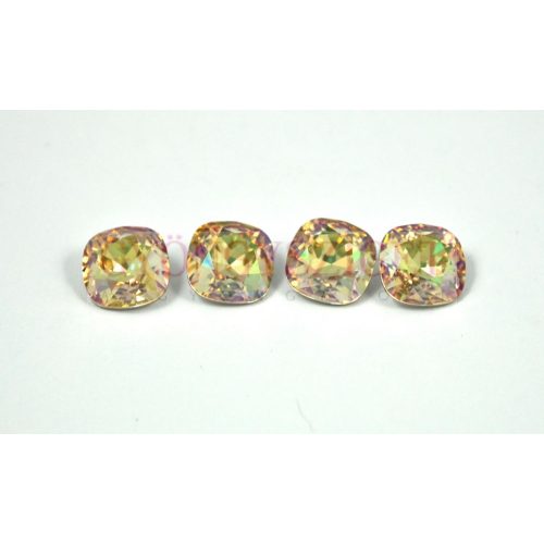 Swarovski round square - Crystal Luminous Green - 10mm