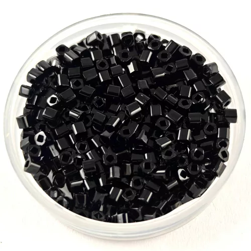 Toho kocka gyöngy - 49 - Opaque Jet - 1.5mm
