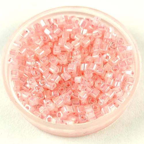 Toho kocka gyöngy - 145 - Ceylon Innocent Pink - 1.5mm