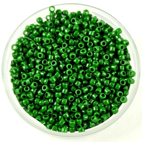 Toho kásagyöngy - 47h - Opaque Pine Green - 15/0