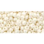 Toho kásagyöngy - 122 - Opaque-Lustered Navajo White - 8/0