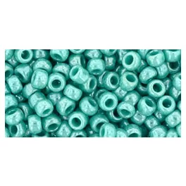 Toho kásagyöngy - 132 - Opaque Turquoise Luster - 8/0