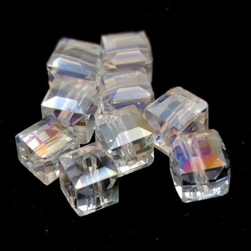 Kocka alakú üveg gyöngy - Crystal AB - 8mm